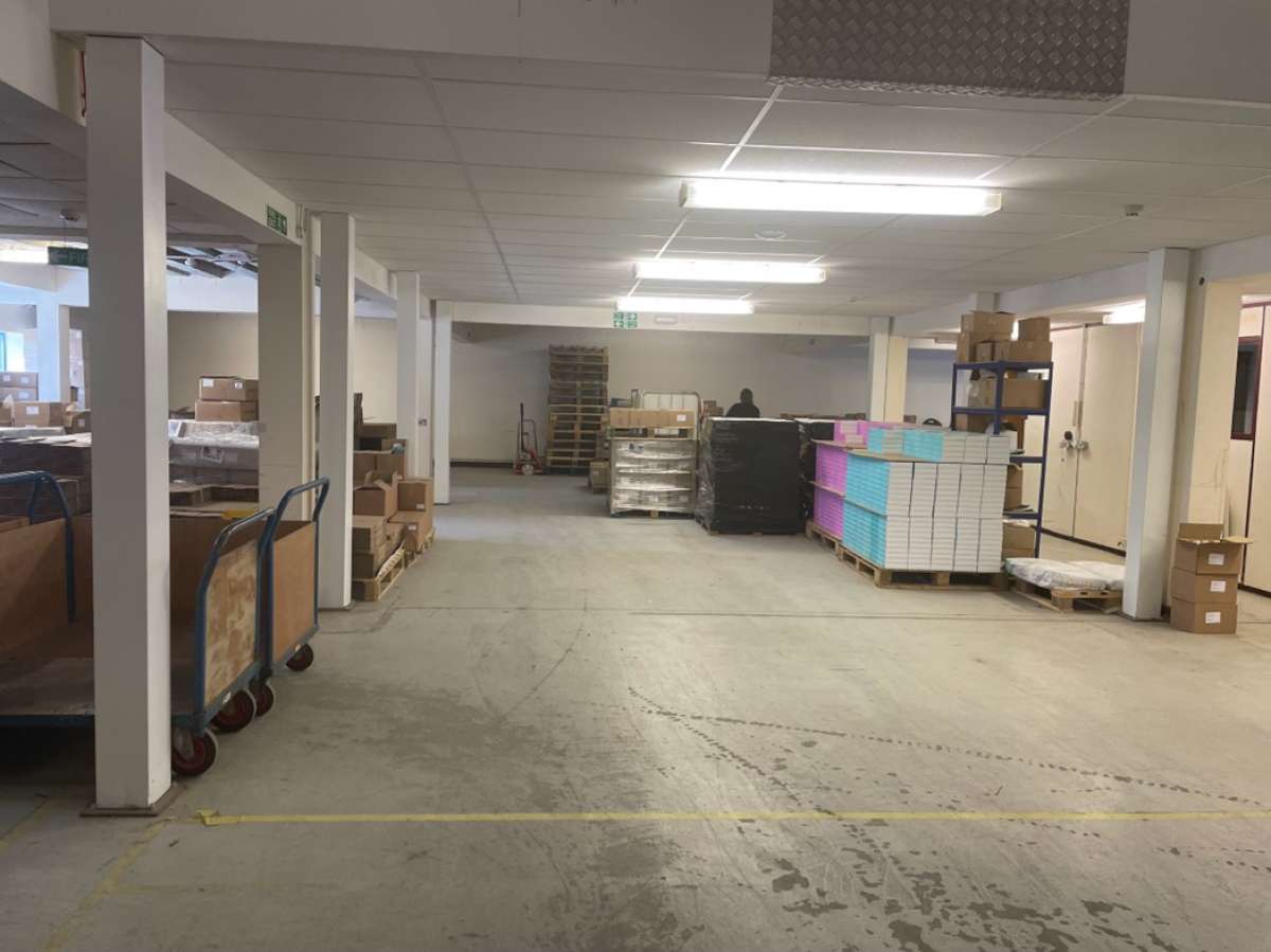 Industrial Unit in Westbury - photo 2