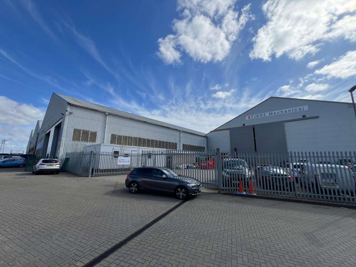 Industrial Unit in Southampton - photo 2