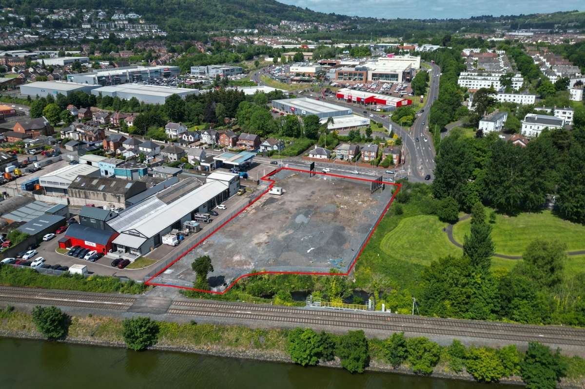 Industrial Unit in Newtownabbey - photo 2