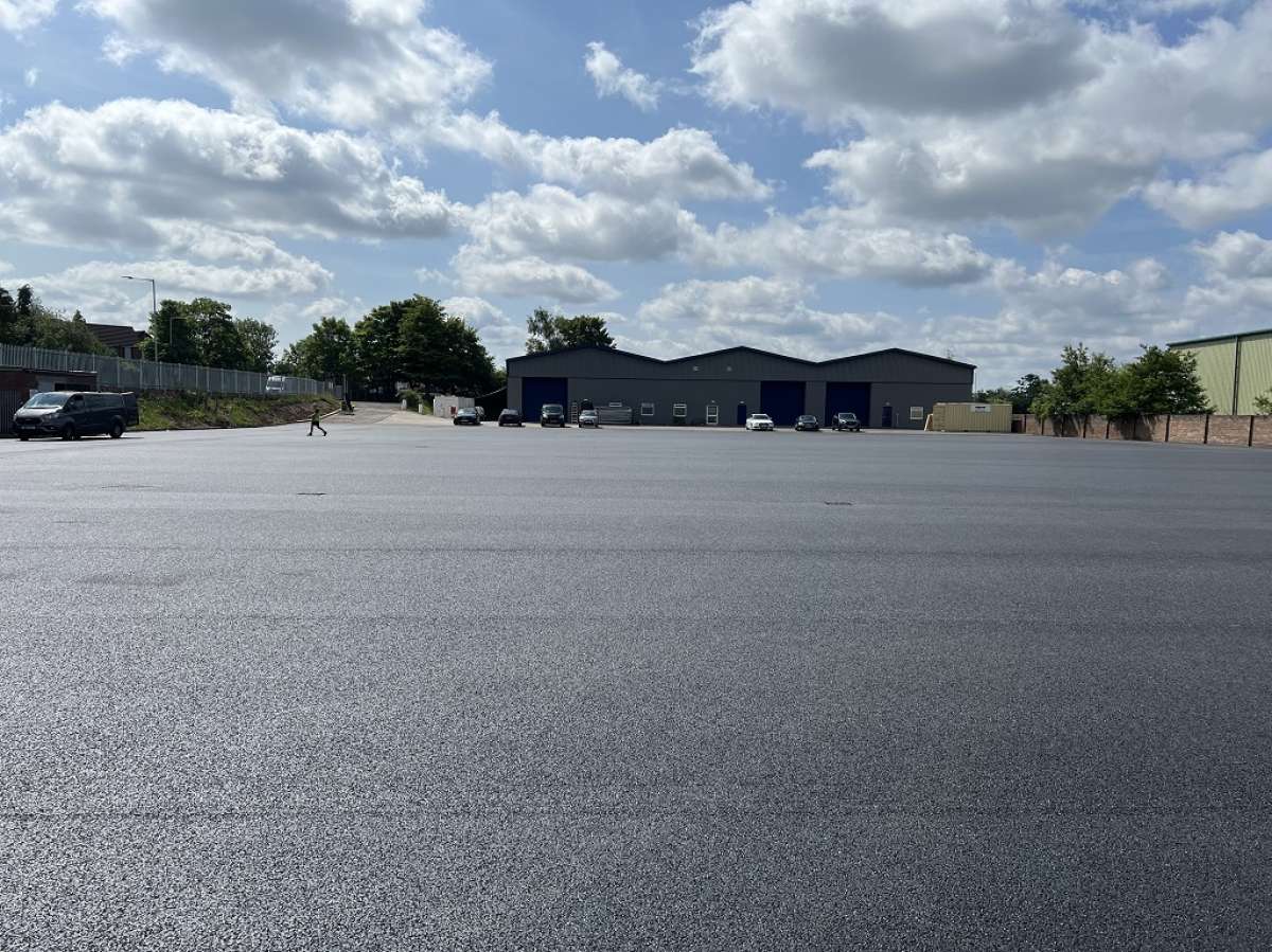 Industrial Unit in Wolverhampton - photo 3