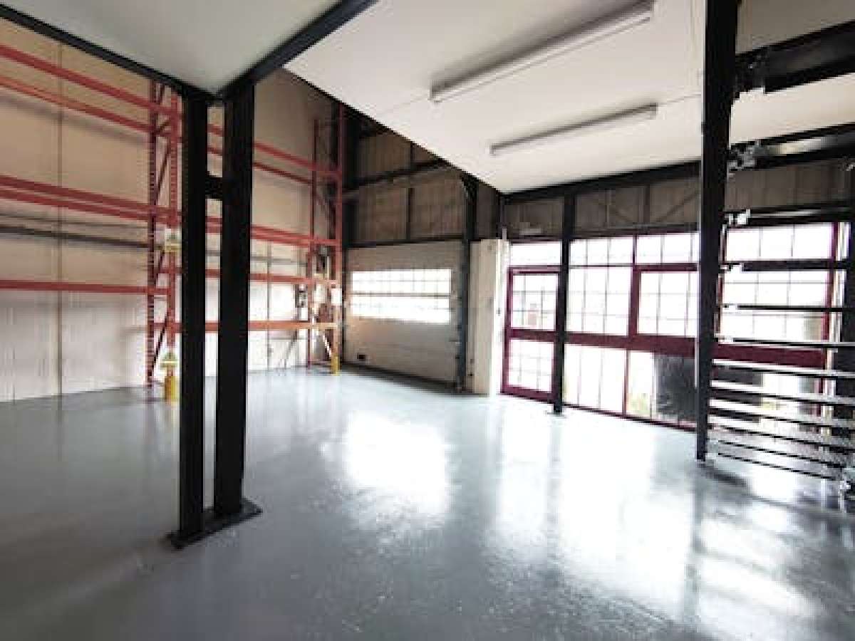 Industrial Unit in Southampton - photo 4