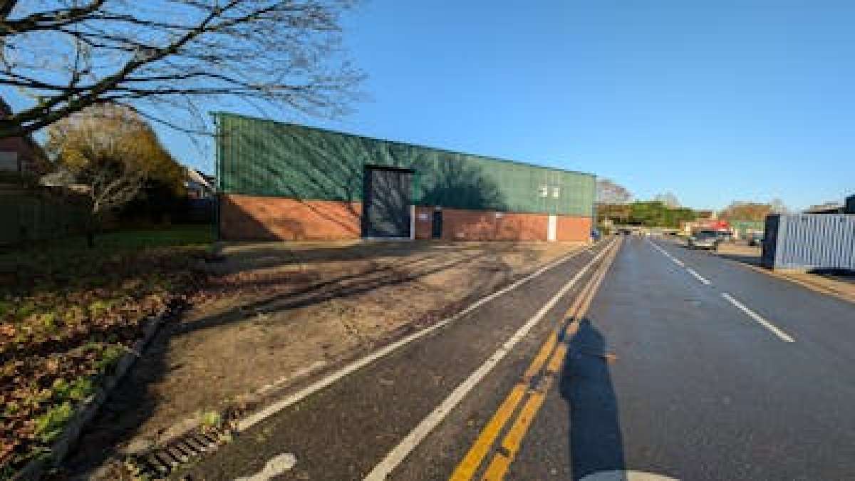 Industrial Unit in Ringwood - photo 3