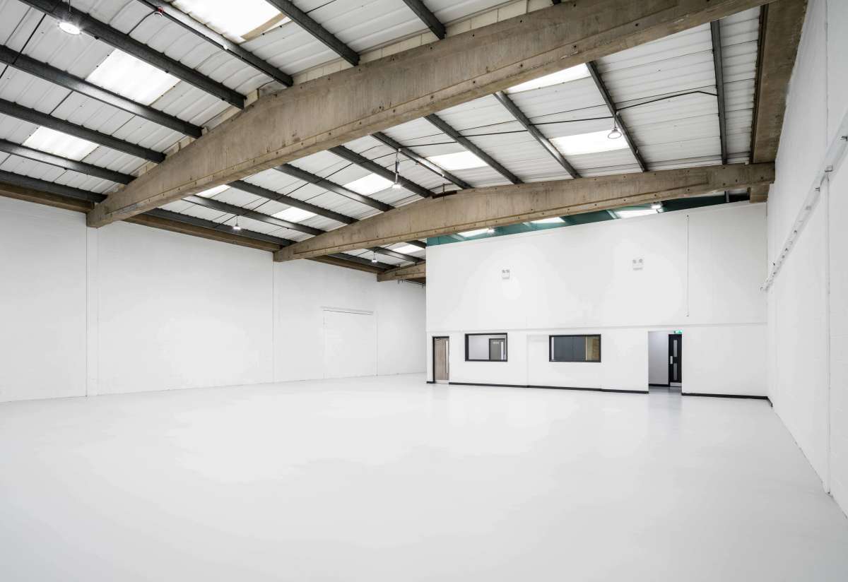 Industrial Unit in Walthamstow - photo 3