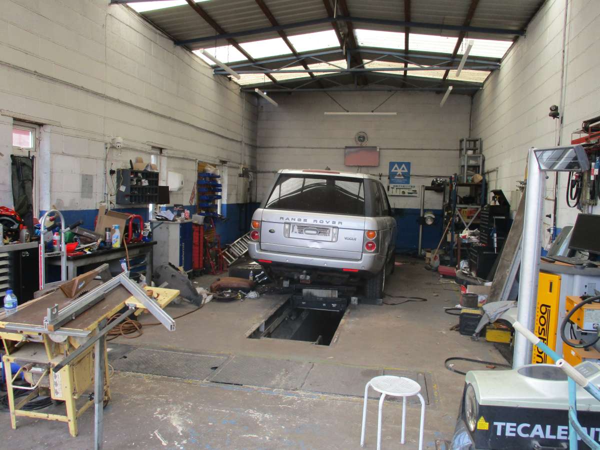 Industrial Unit in Worksop - photo 3