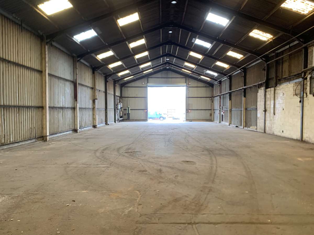 Industrial Unit in Banbury - photo 3