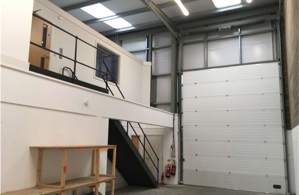 Industrial Unit in Trowbridge - photo 2