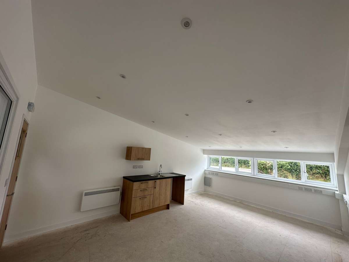 Industrial Unit in Exeter - photo 4