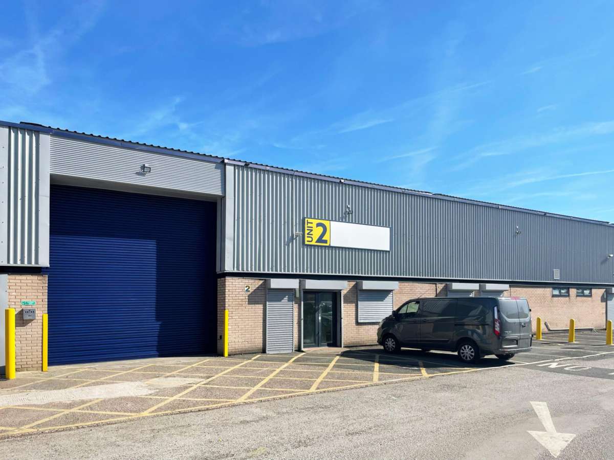 Industrial Unit in Walsall - photo 2
