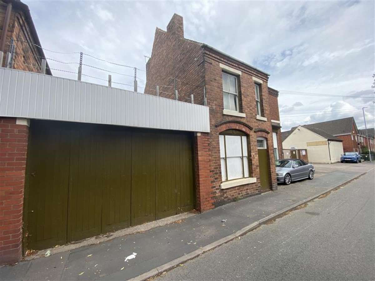 Industrial Unit in Willenhall - photo 3