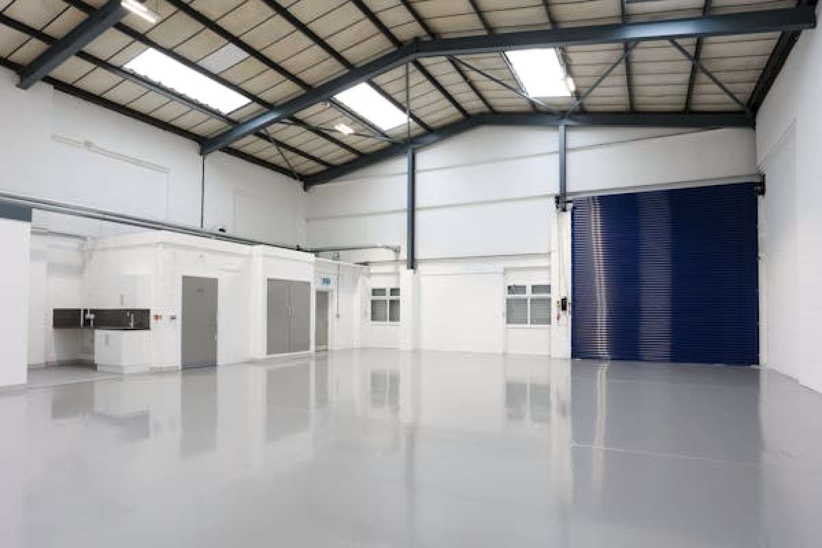 Industrial Unit in Halesowen - photo 3