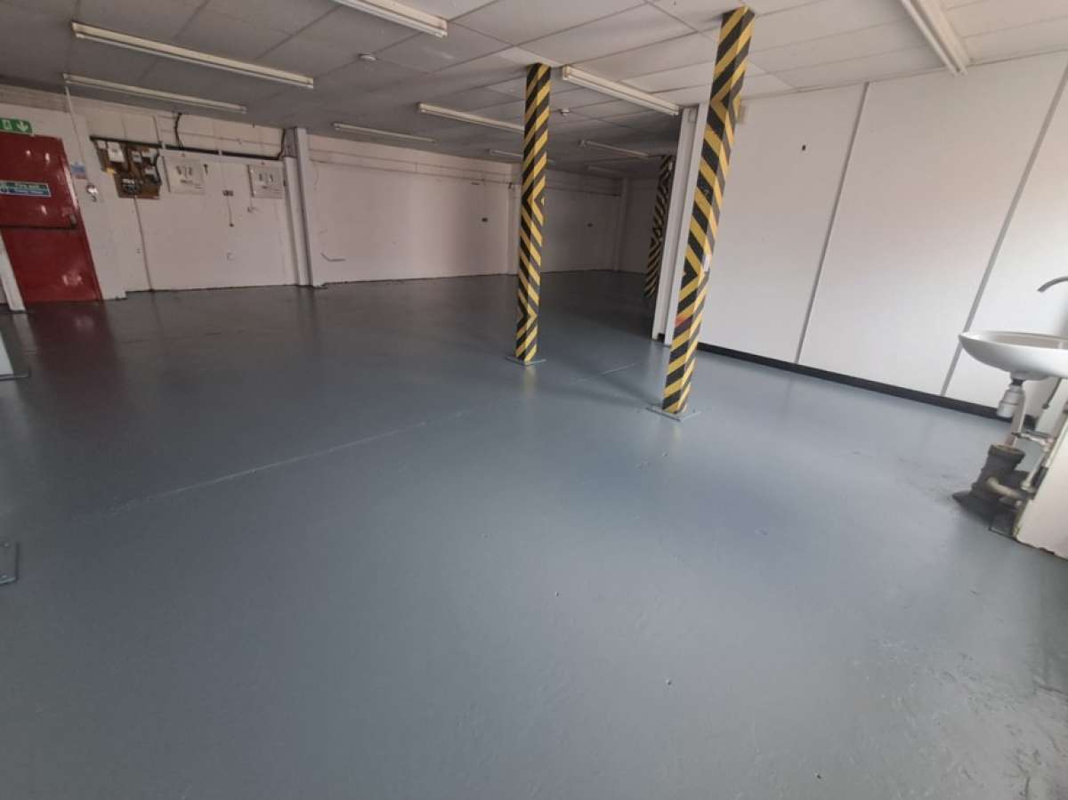 Industrial Unit in Sutton - photo 3