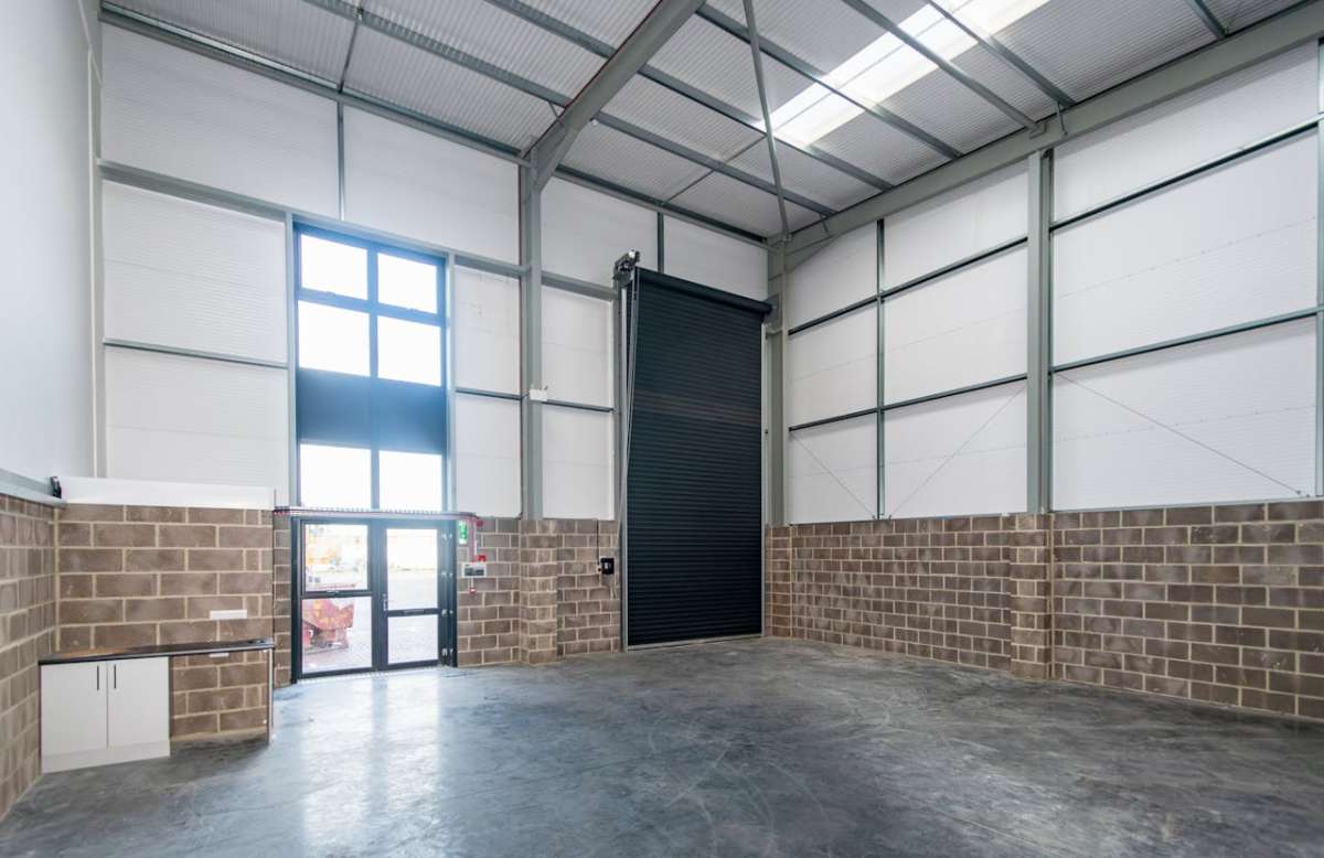 Industrial Unit in Wimborne - photo 4
