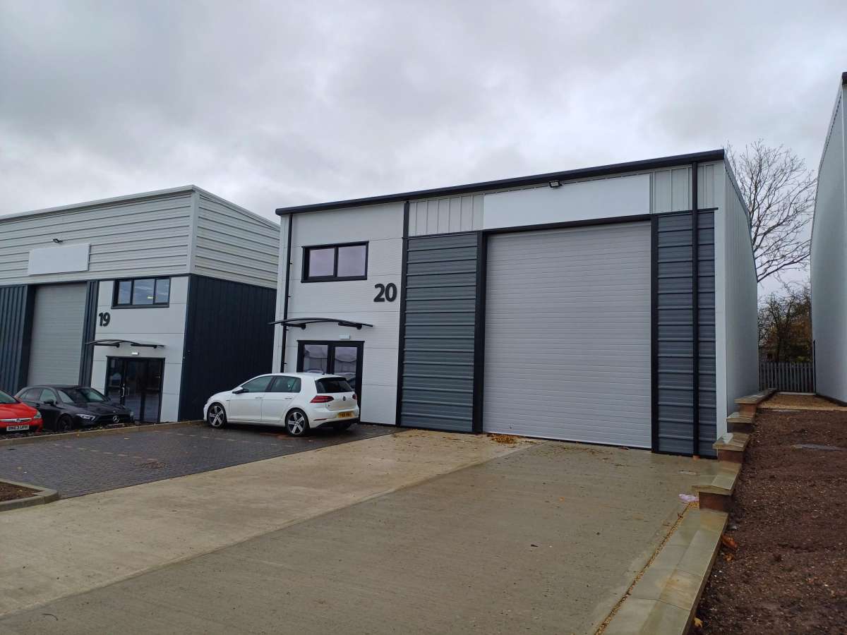 Industrial Unit in Peterborough - photo 2