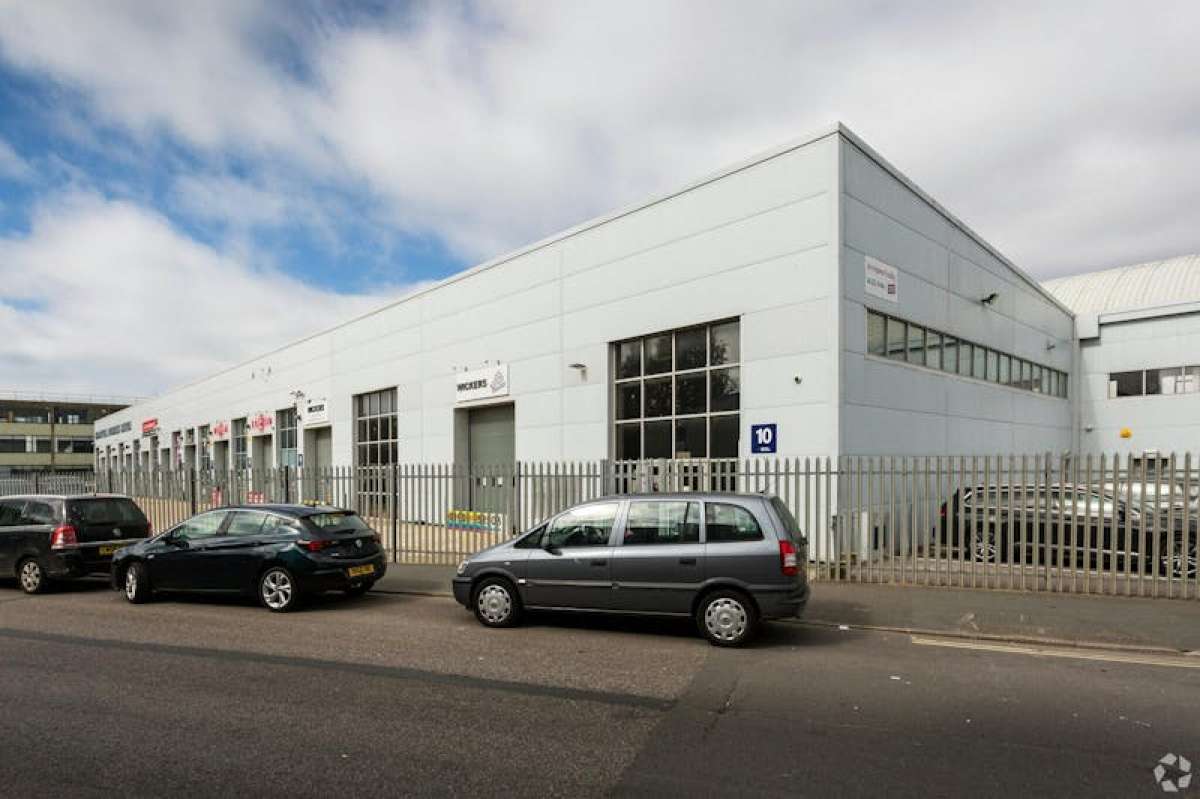Industrial Unit in Lancing - photo 3
