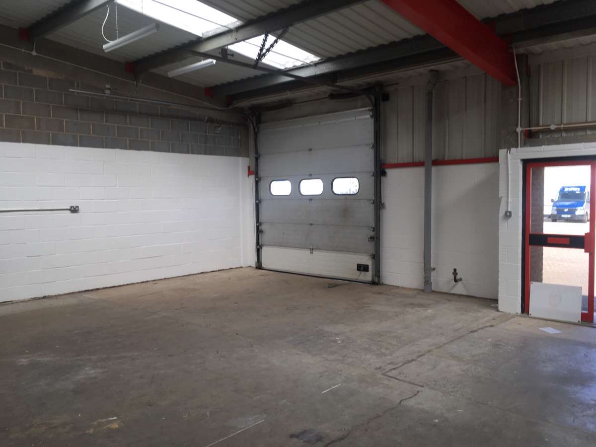 Industrial Unit in Worthing - photo 3