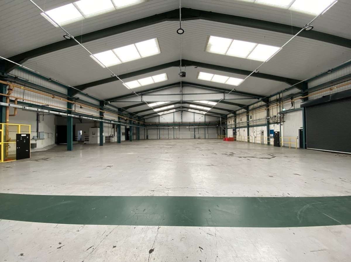 Industrial Unit in Halesowen - photo 2