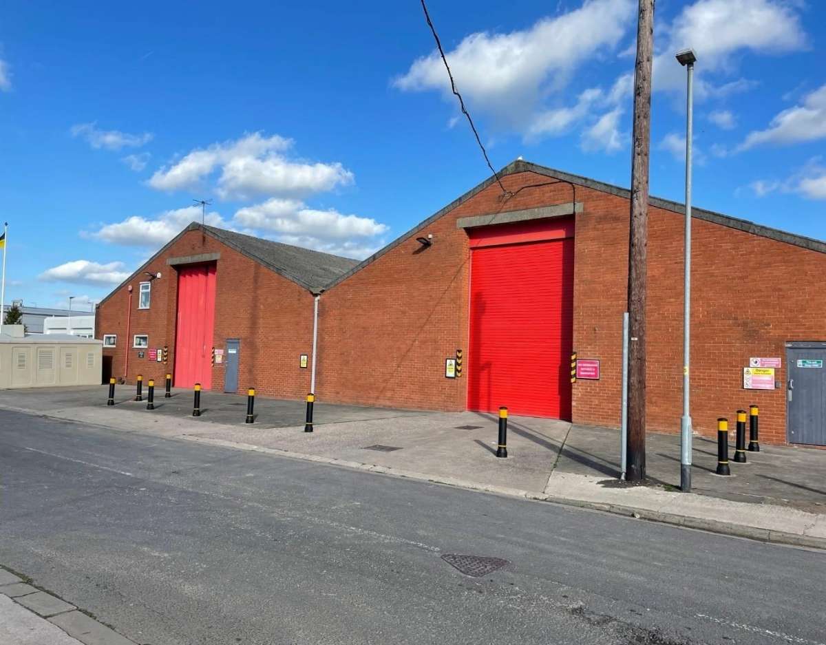 Industrial in Poulton-Le-Fylde