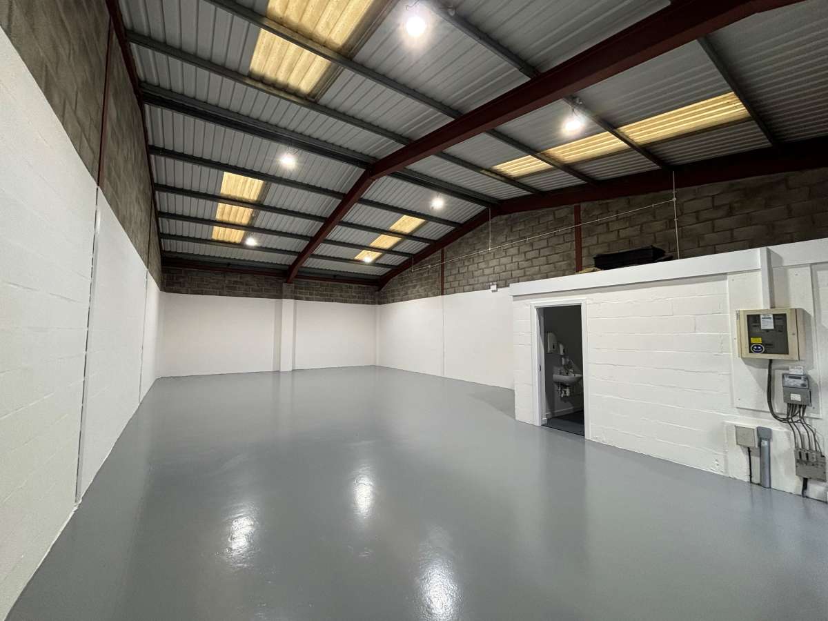Industrial Unit in Aberdeen - photo 2