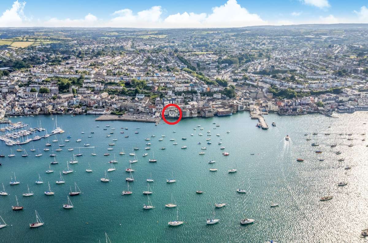 Industrial Unit in Falmouth - photo 3