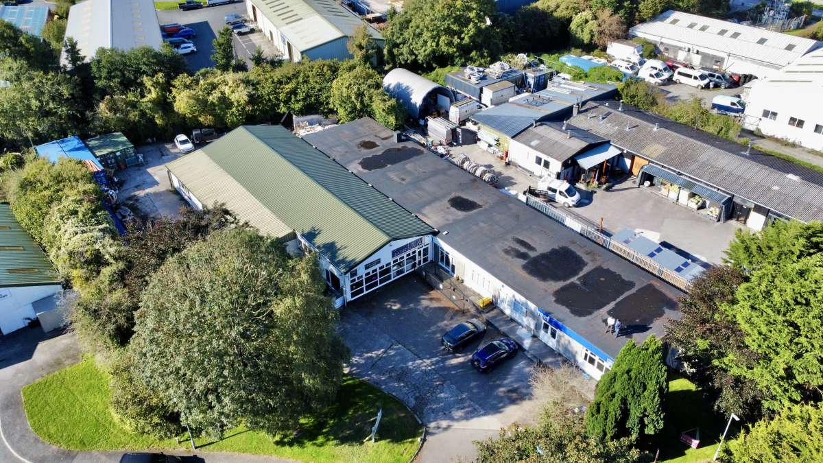 Industrial Unit in Wadebridge - photo 2