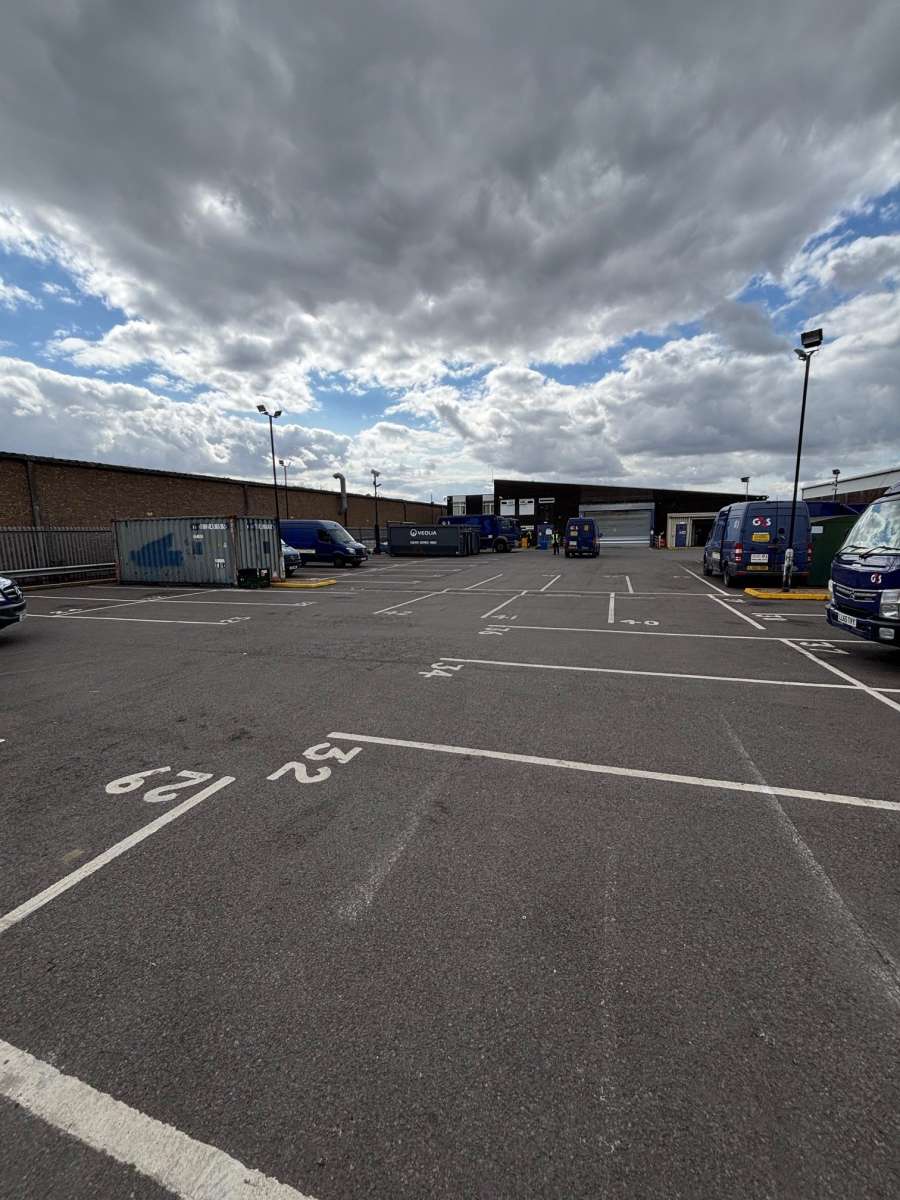 Industrial Unit in Leicester - photo 2