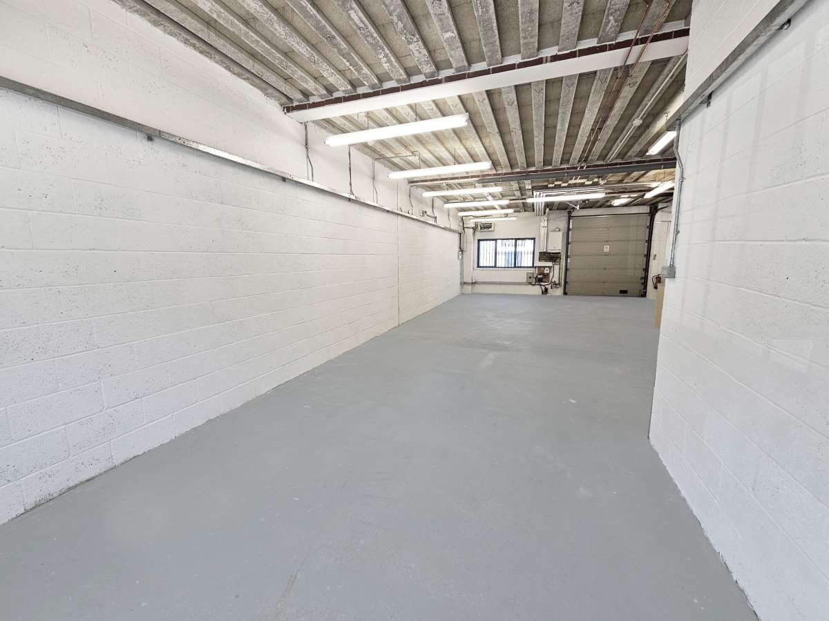 Industrial Unit in Southampton - photo 4