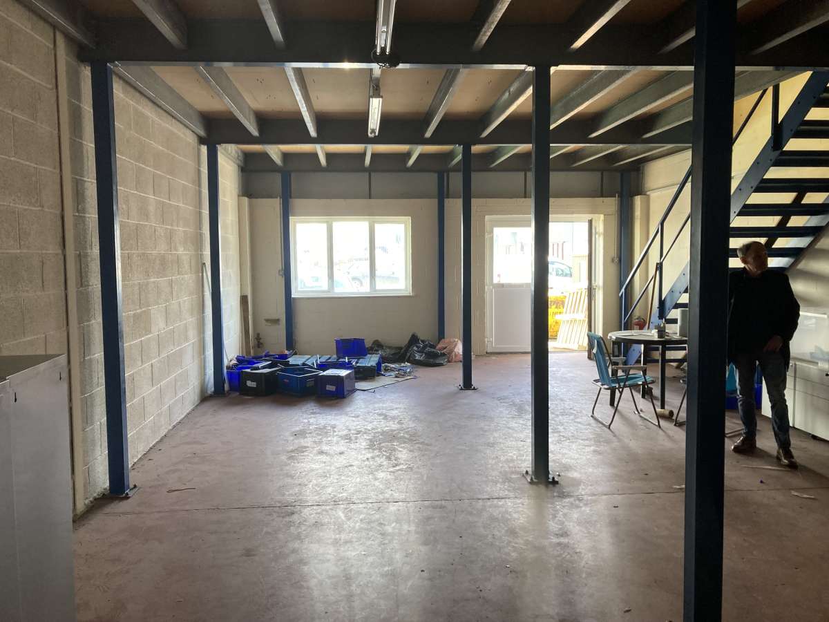 Industrial Unit in Sittingbourne - photo 3