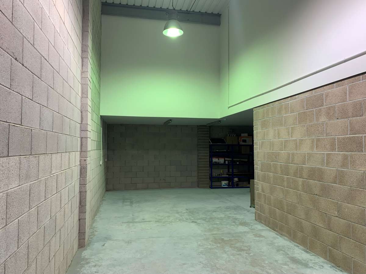 Industrial Unit in Plymouth - photo 4