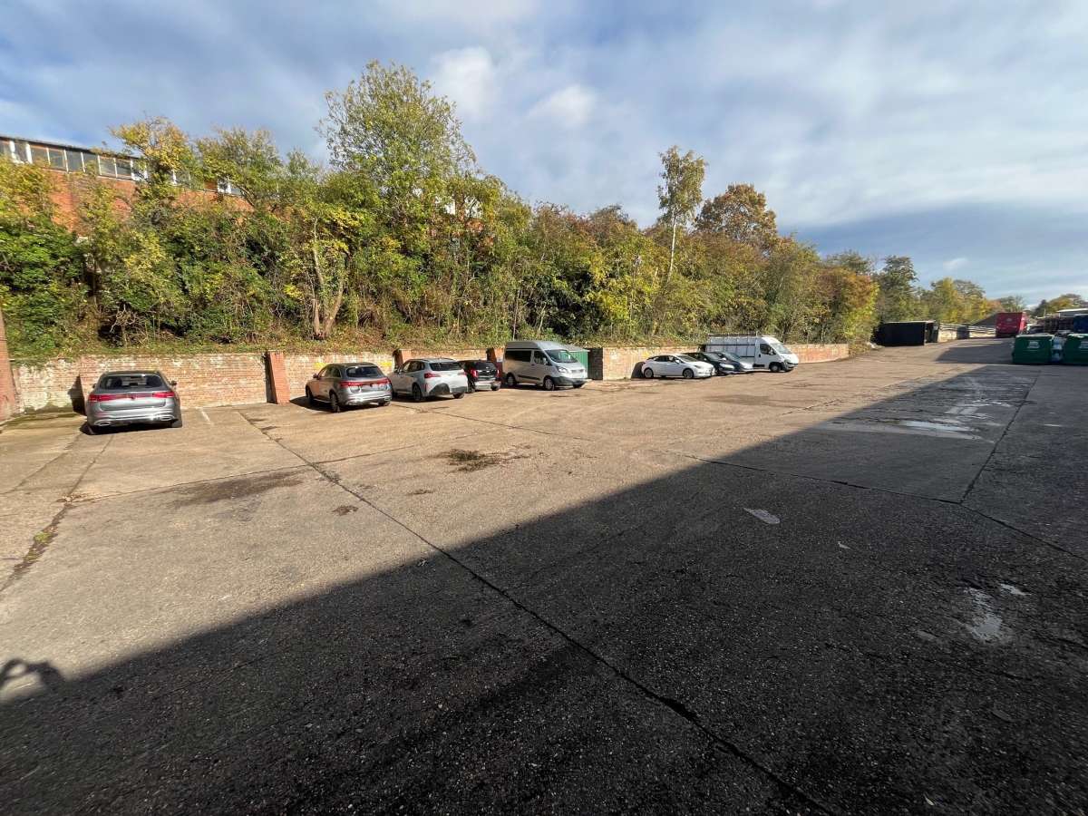 Industrial Unit in Glen Parva - photo 3