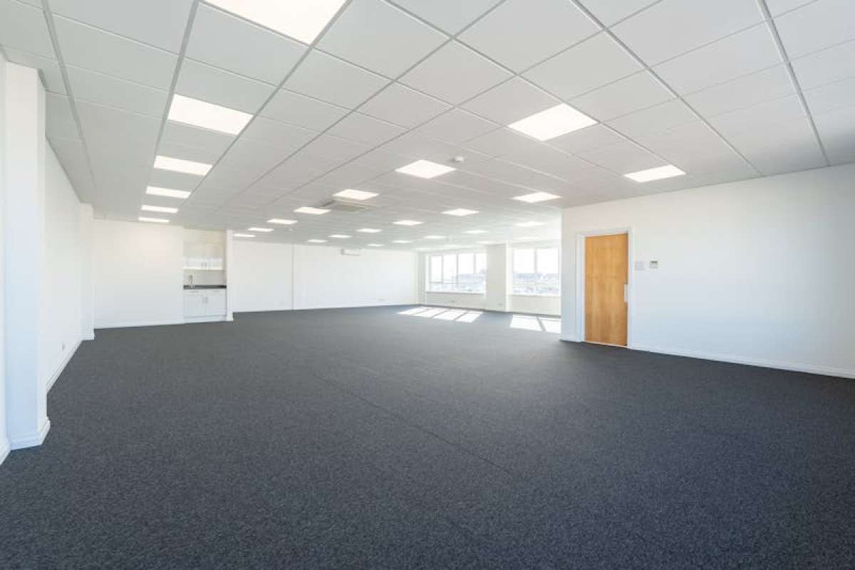 Industrial Unit in Shoreham-By-Sea - photo 4