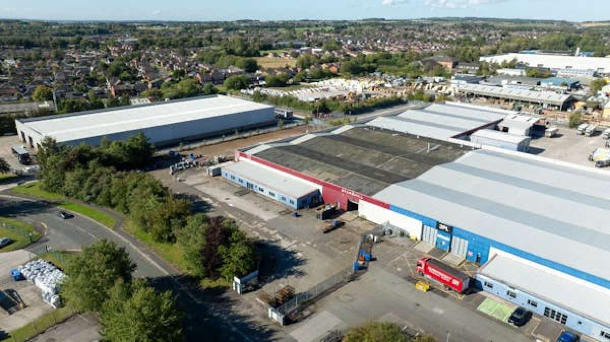 Industrial Unit in Ashton-in-Makerfield - photo 3