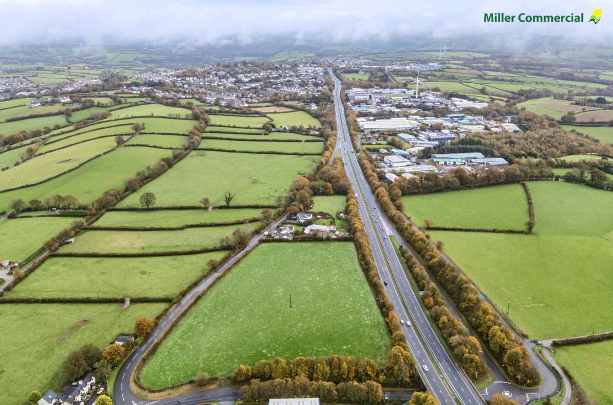 Industrial Unit in Launceston - photo 2