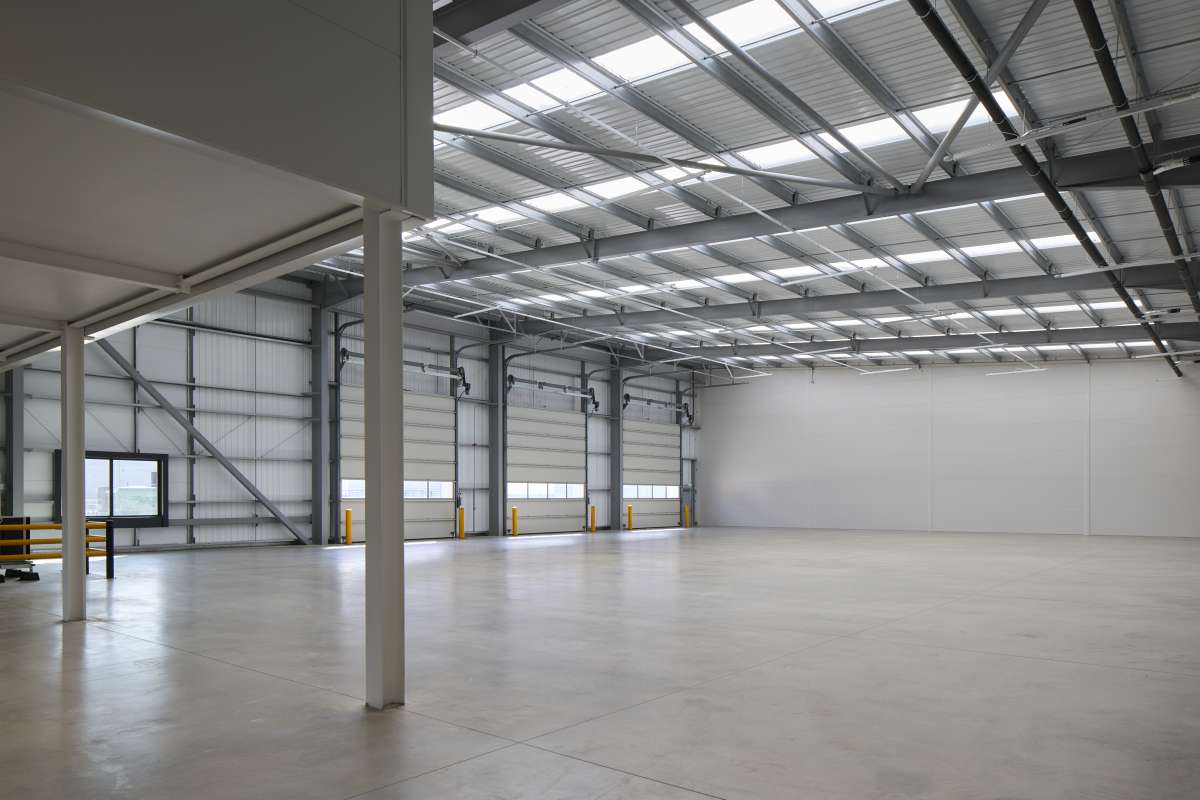 Industrial Unit in Croydon - photo 4