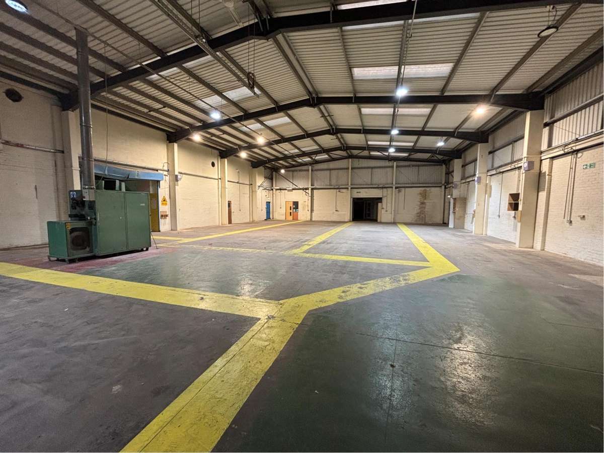 Industrial Unit in Leicester - photo 2