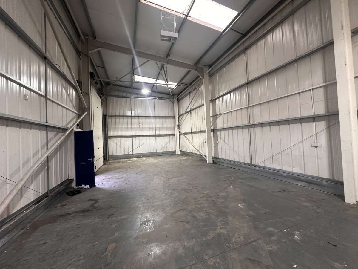 Industrial Unit in Ashford - photo 4