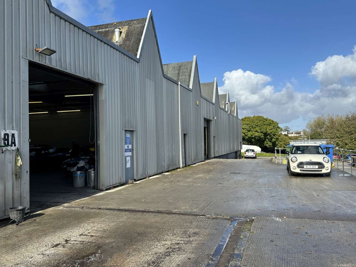 Industrial Unit in Falmouth - photo 3