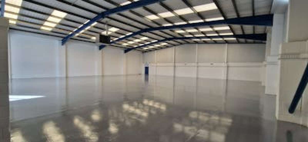 Industrial Unit in Southampton - photo 3