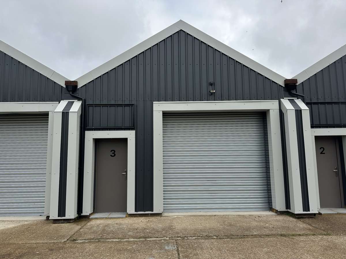 Industrial Unit in Eastbourne - photo 2