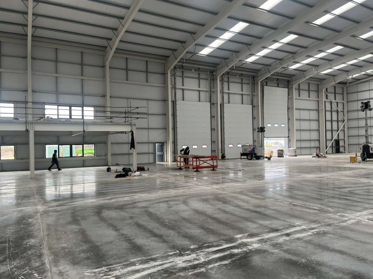 Industrial Unit in Poole - photo 2