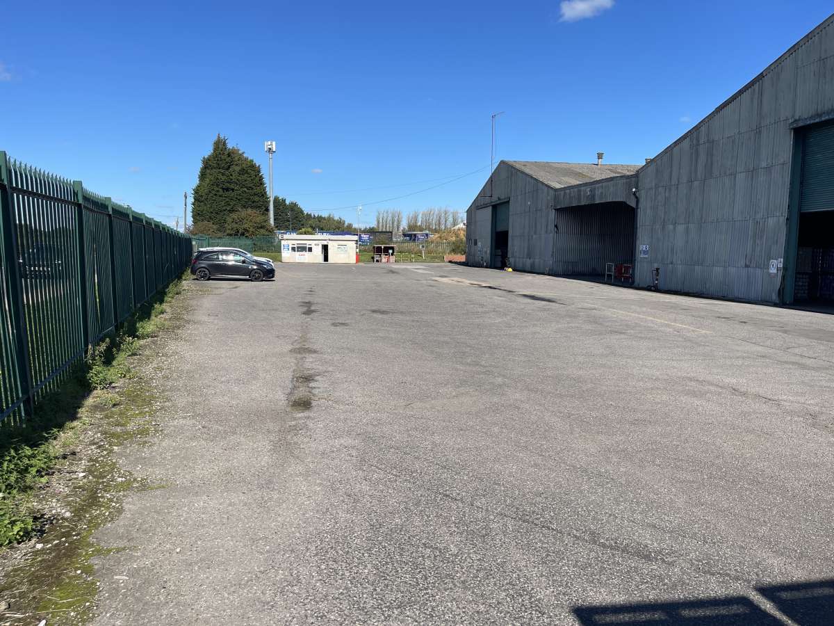 Industrial Unit in Goole - photo 4