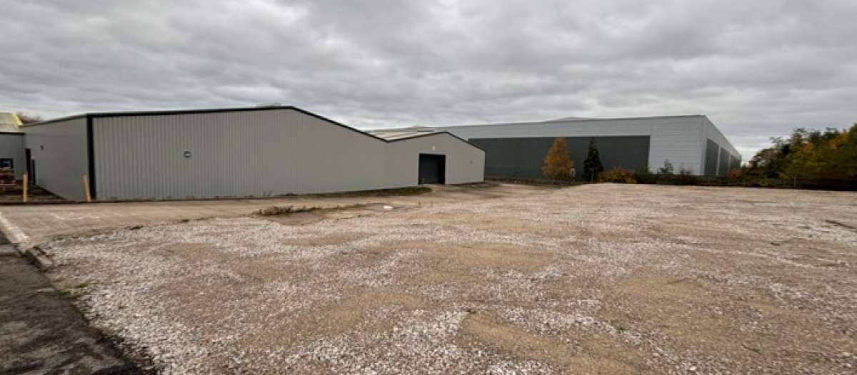 Industrial Unit in Langley Mill - photo 4