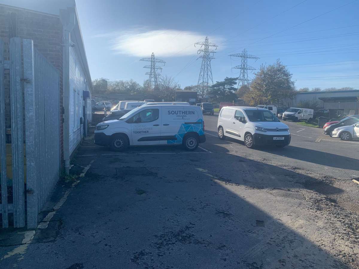 Industrial Unit in Hastings - photo 3