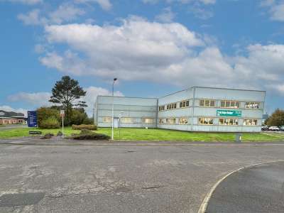 Industrial Unit in Cumbernauld - photo 3