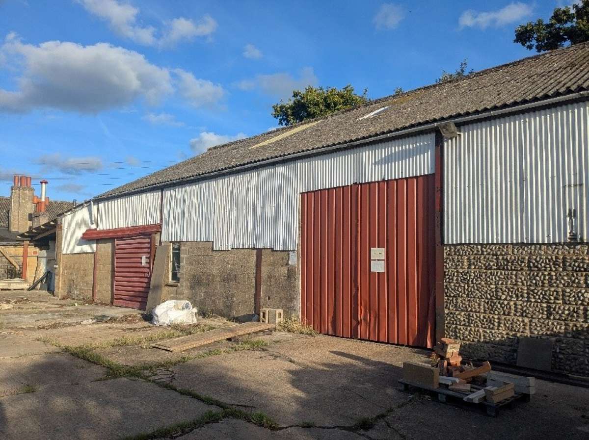 Industrial Unit in Norwich - photo 2