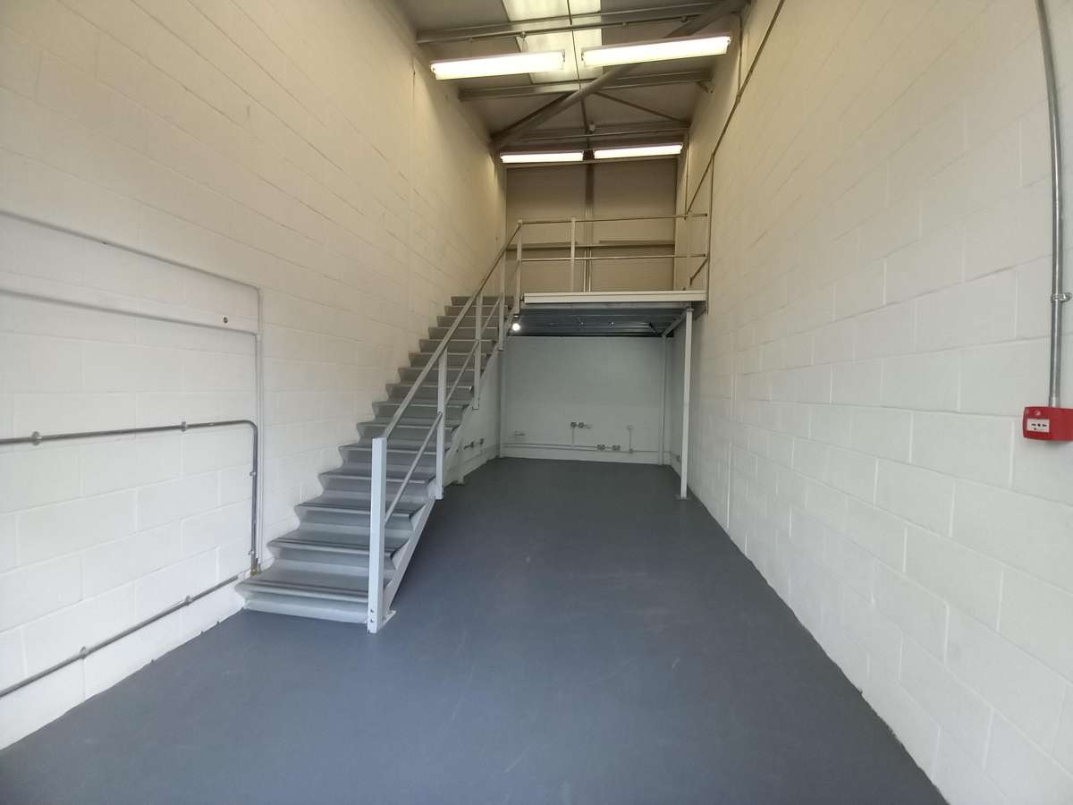 Industrial Unit in Gloucester - photo 3
