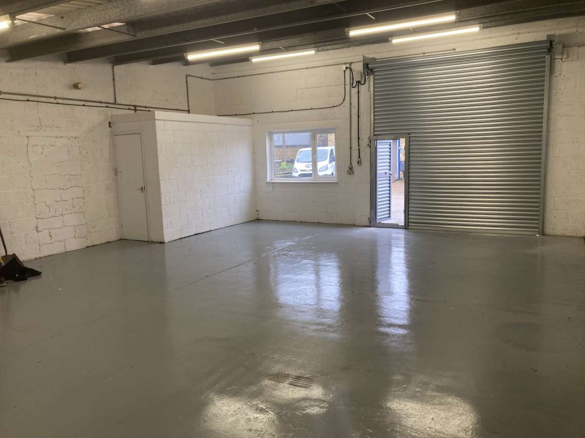 Industrial Unit in Sittingbourne - photo 4