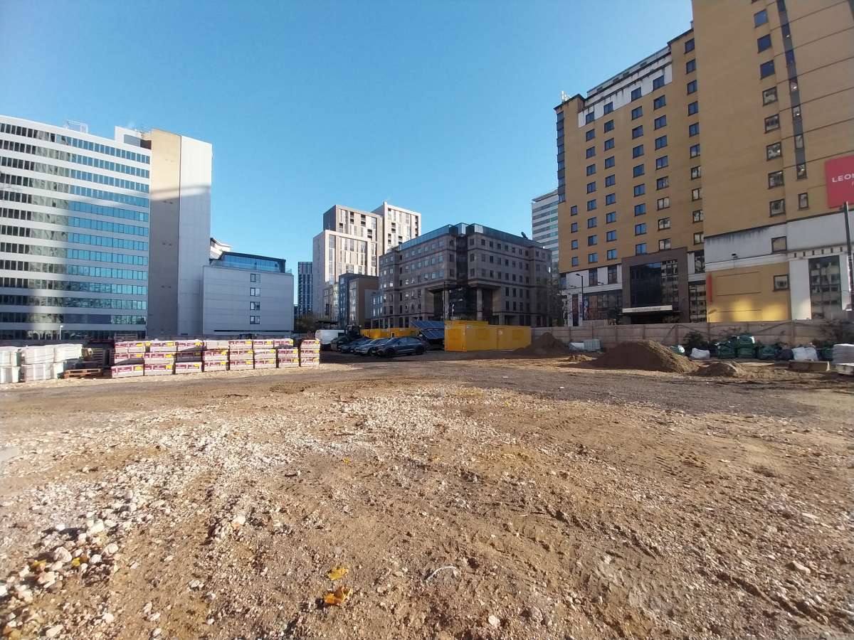 Industrial Unit in Croydon - photo 3