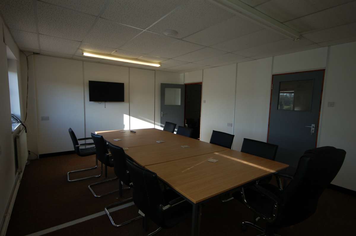 Industrial Unit in Leicester - photo 4