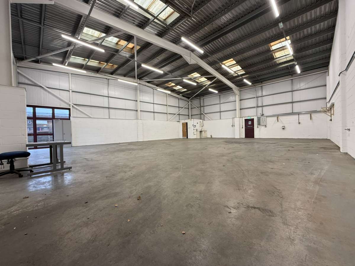 Industrial Unit in Hinckley - photo 2