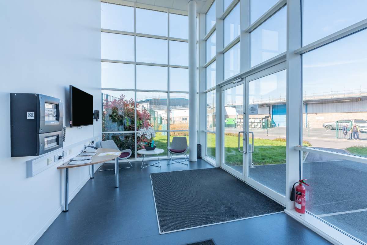 Industrial Unit in Kidlington - photo 3